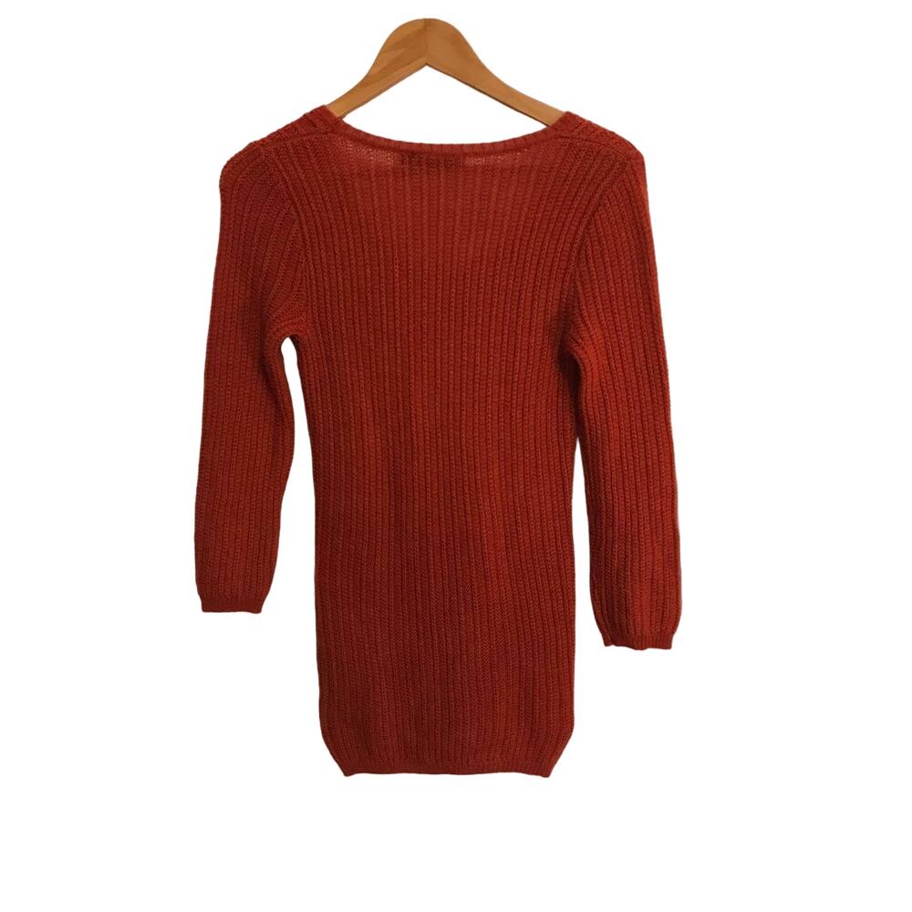 Limited Sweater - Picture 2 of 5